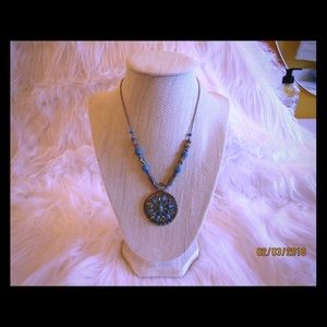 Turquoise pendant necklace. Costume jewelry. CUTE!